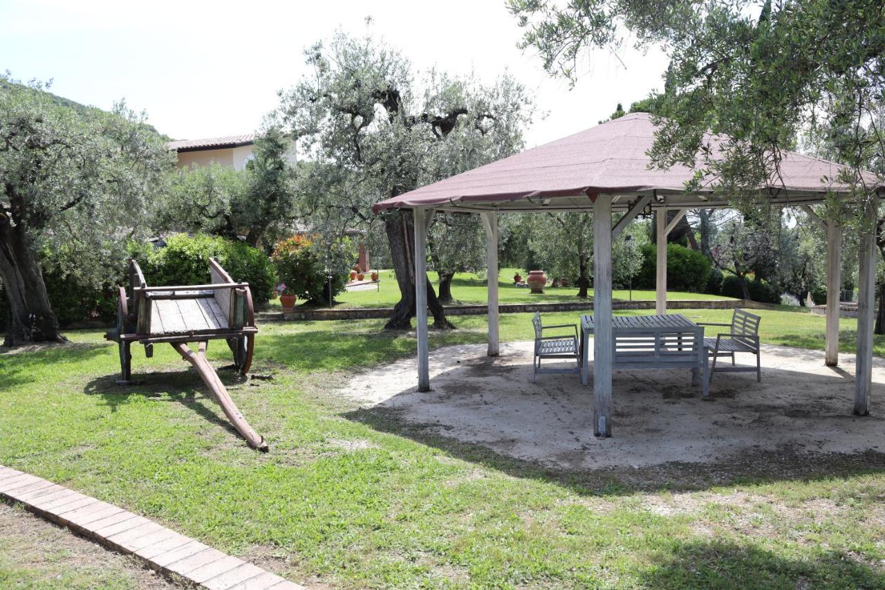 Agriturismo Il Bagolaro Nerola Bagian luar foto
